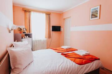 Фотографии Отели типа «постель и завтрак» Pension Rose г. Борсек (Румыния) №1 Фото Отели типа «постель и завтрак» Pension Rose г. Борсек 1